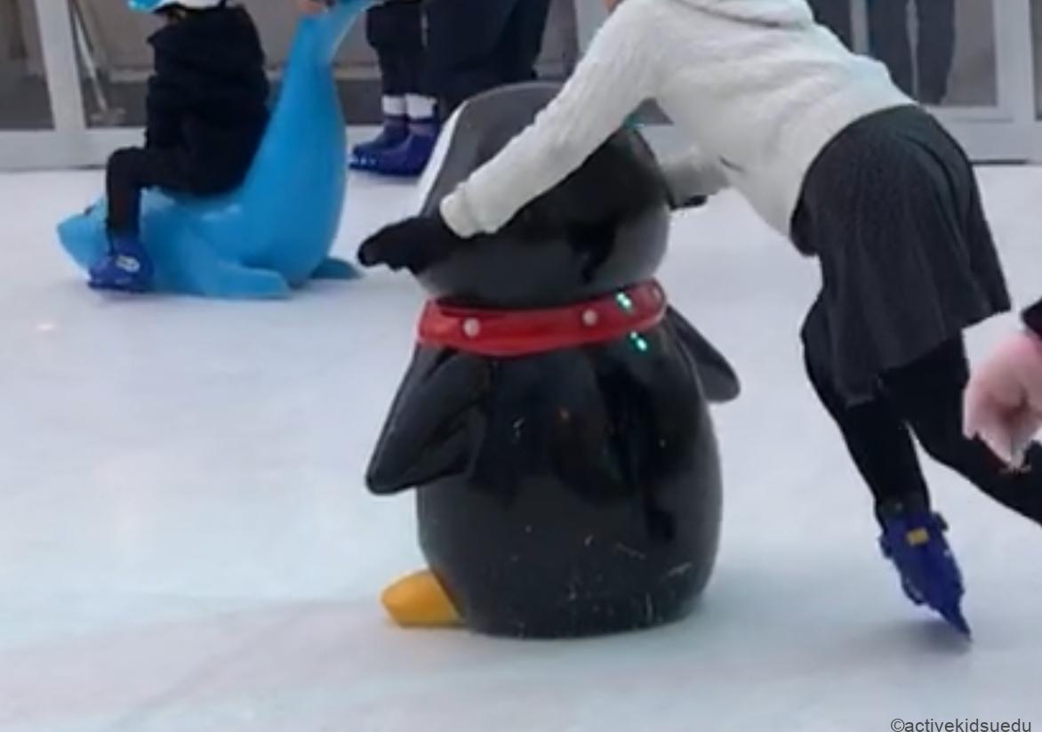 【子供とお出かけ雑学1月14日】はじめてのアイススケート！　アイススケートデビューのコツ＆何歳からできる？