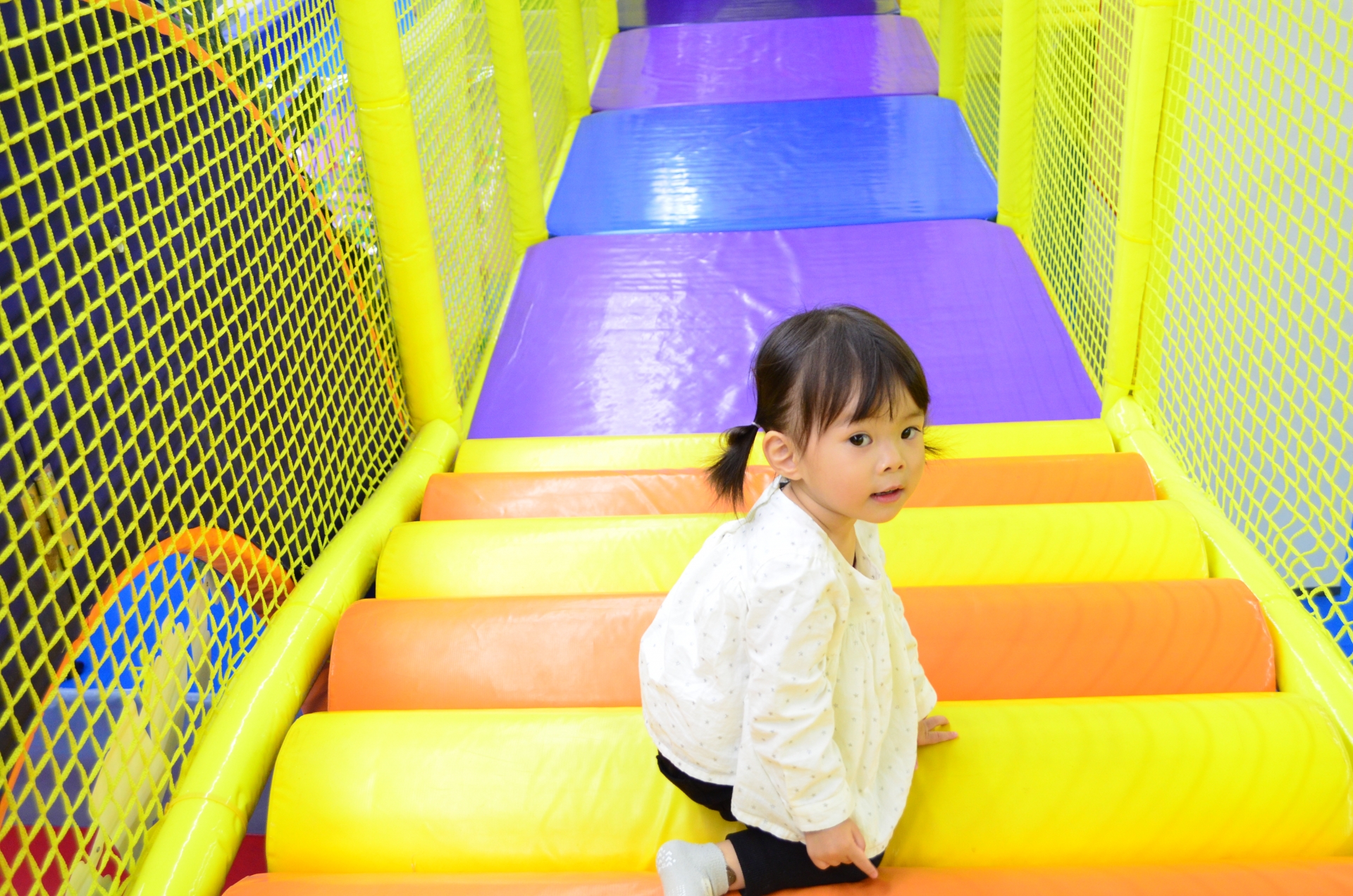 1歳児の3月の知育遊び・おでかけを提案！季節の遊びや注目の遊園地、公園遊びを紹介