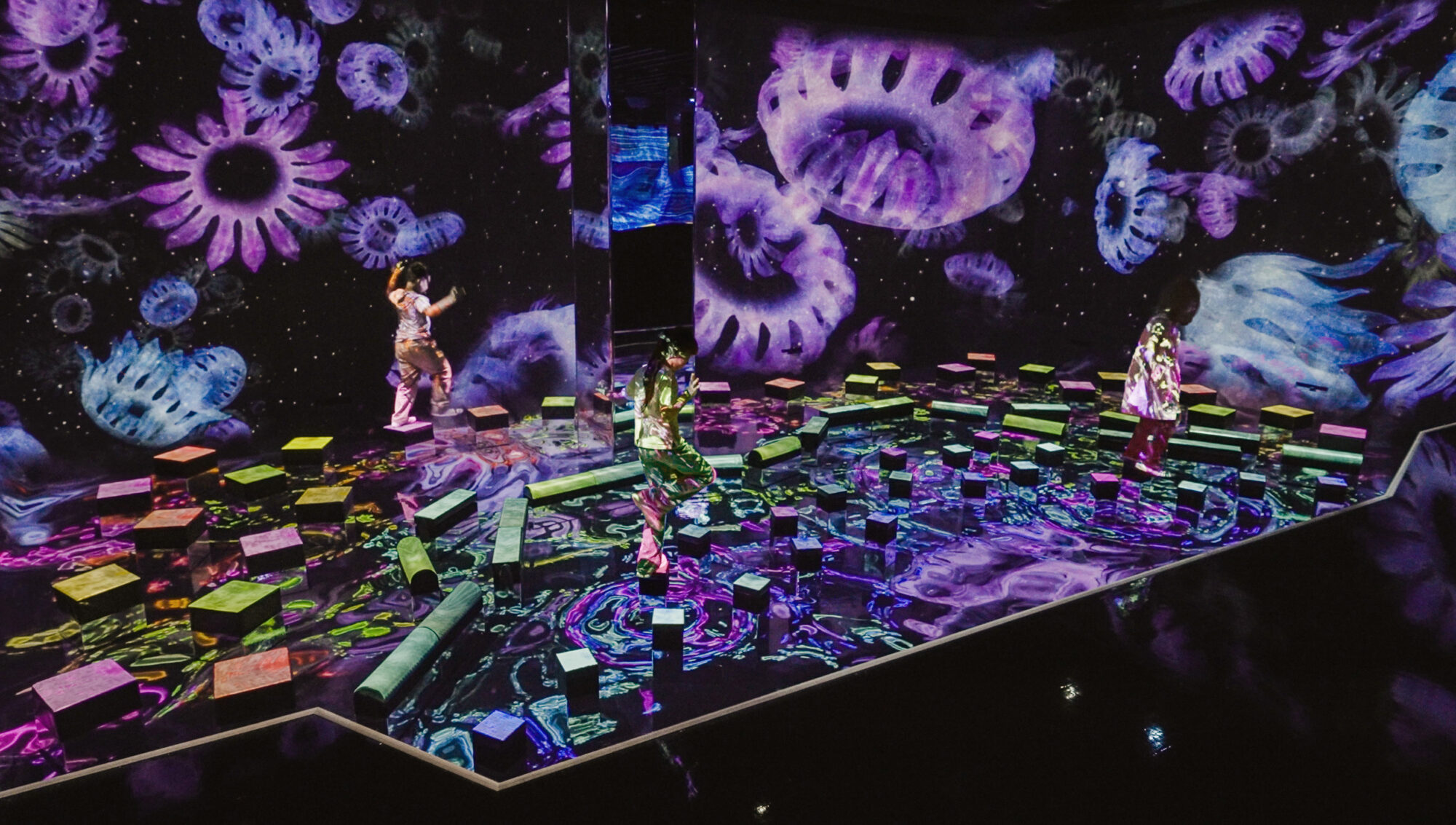 【チームラボ京都】チームラボバイオヴォルテックス 京都オープン!親子の新しい体験を!2025年10月7日(火)