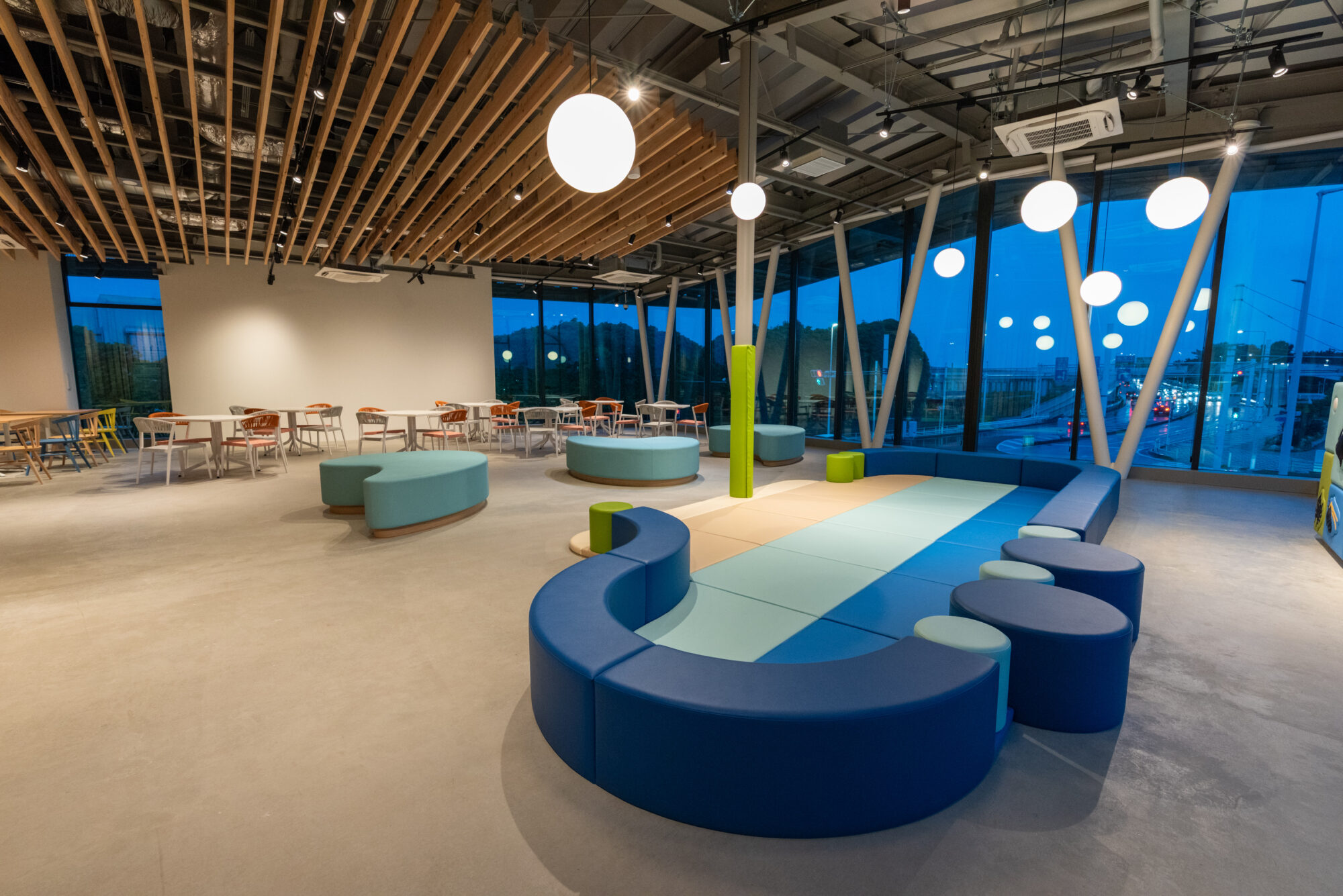 【道の駅湘南ちがさき】アイスクリーム・舟盛りお刺身定食・地元野菜など!魅力いっぱい!