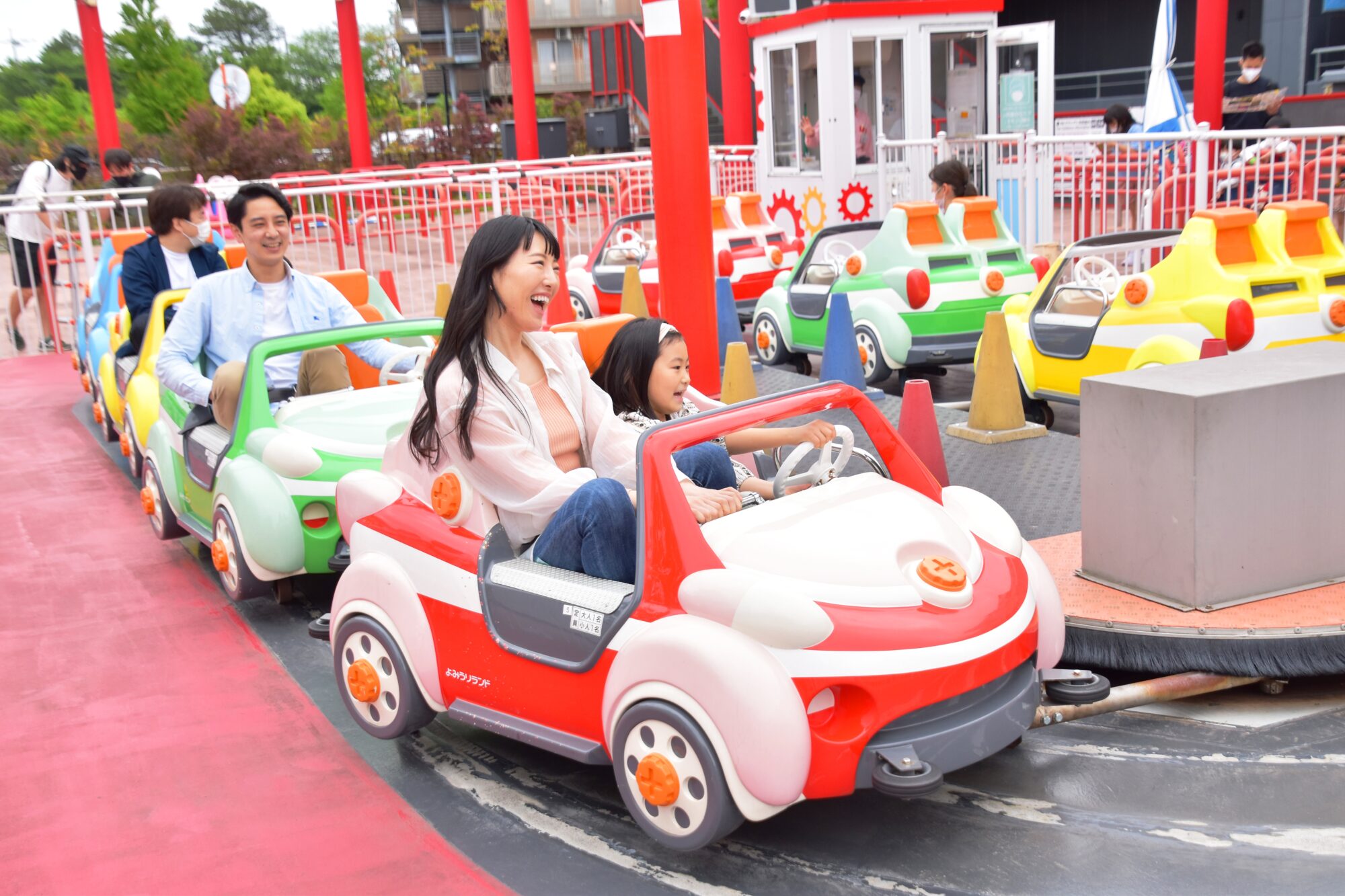 【よみうりランド・割引】学校行事振替休日キャンペーンでお得に遊ぼう!